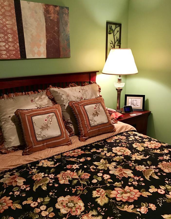 Yellow Door Bed And Breakfast Fort Erie Extérieur photo